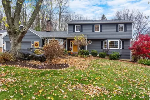 4591 Cascades Dr, Manlius, NY 13104