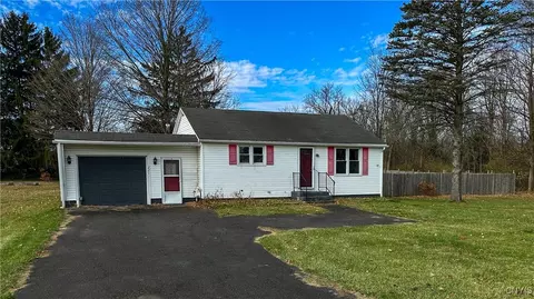 221 N Court St, Lenox, NY 13032