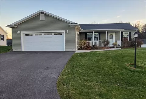 33 Hosta Ln, Kirkland, NY 13323