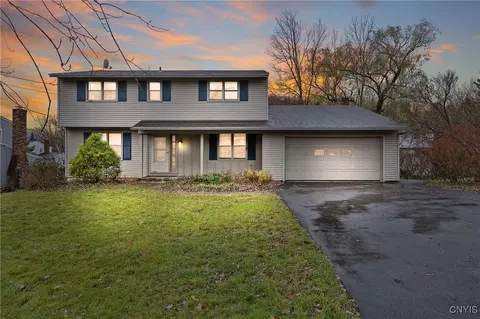 6320 Danbury Dr, Jamesville, NY 13078