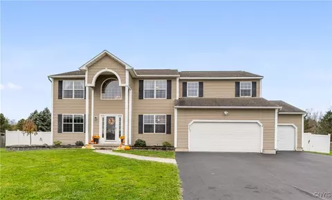 8365 Moyer Carriage, Cicero, NY 13039