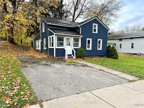 417 E Union St, Arcadia, NY 14513