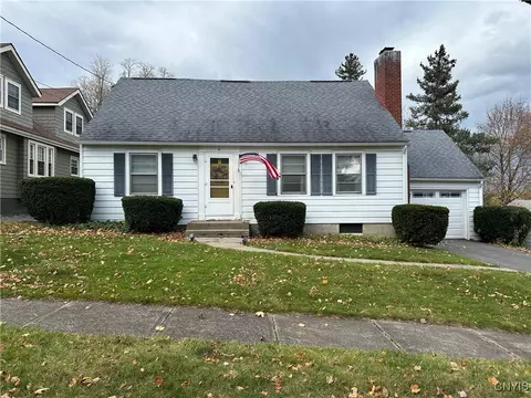 18 Sherman St, New Hartford, NY 13413