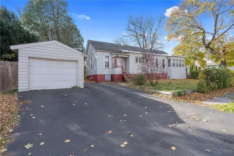 310 Herbert St, Syracuse, NY 13208