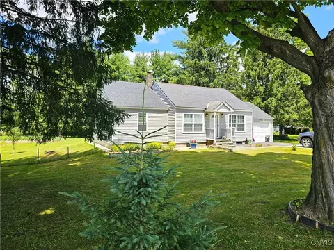 5389 Willow Pl, Verona, NY 13478