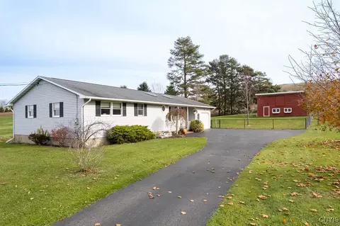 6494 Quarry Rd, Sullivan, NY 13037
