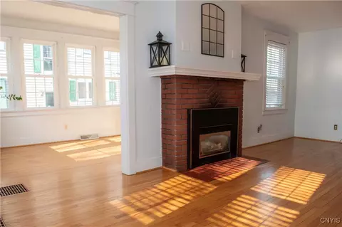 304 Maple St, Rome, NY 13440 photo 7