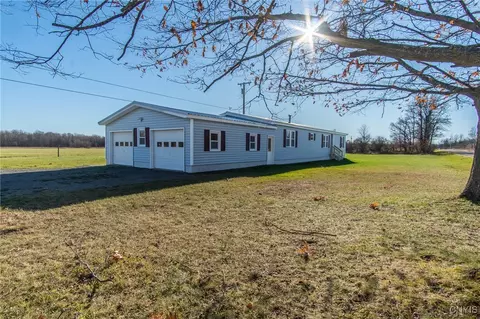 11292 Co Rt 5, Lyme, NY 13622