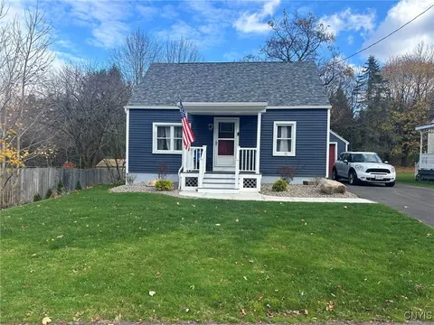 3234 Valley Pl, Paris, NY 13456