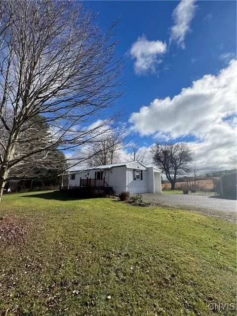 5850 Hill St, Eaton, NY 13334