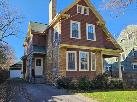 680 Allen St, Syracuse, NY 13210