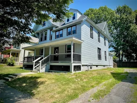 213 E 7th St, Oswego, NY 13126