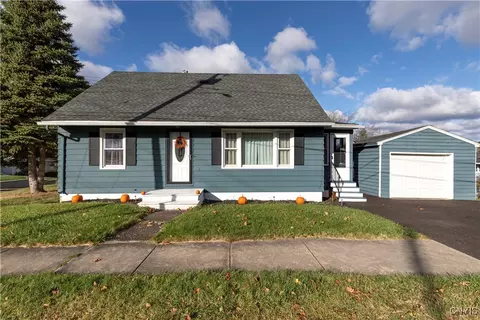 821 Velasko Rd, Syracuse, NY 13207