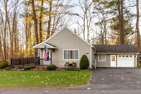 8689 Oswego Rd, Baldwinsville, NY 13027