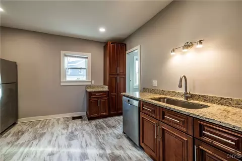 3 Tabor St, Lysander, NY 13027 photo 12