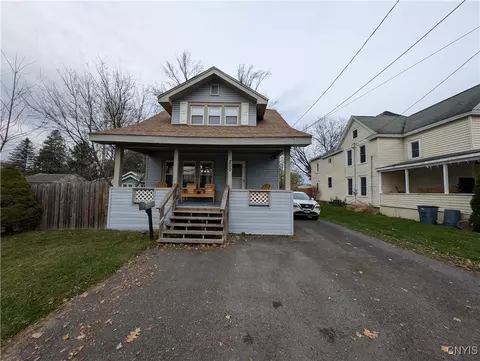 200 Edgerton St, Minoa, NY 13116