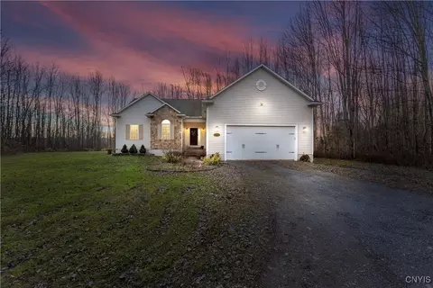 3664 State Route 49, Central Square, NY 13036