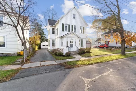 26 Van Patten St, Auburn, NY 13021