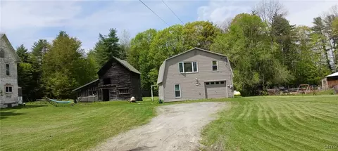 1389 Carver Falls Ln, Whitehall, NY 12887