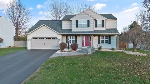 8232 Cicero Mills Rd, Cicero, NY 13039