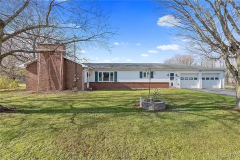5109 Buyea Rd, Smithfield, NY 13408