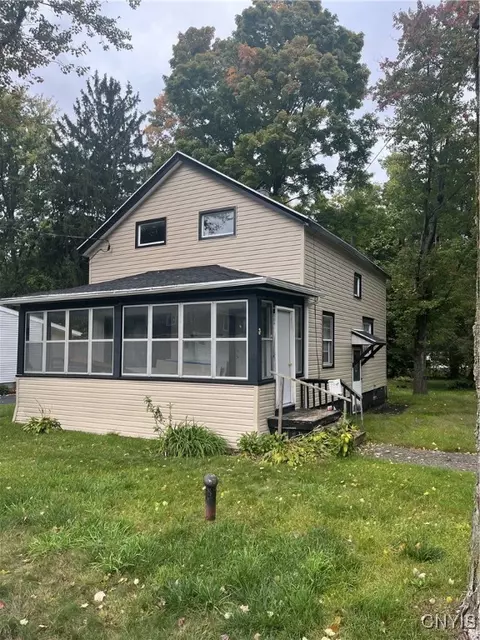 226 Chestnut St, Syracuse, NY 13212
