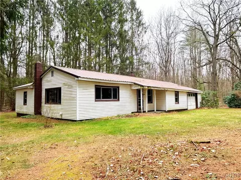 2060 Snyder Hill Rd, Virgil, NY 13045