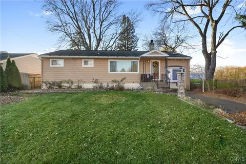 315 Tower Ave, Salina, NY 13206