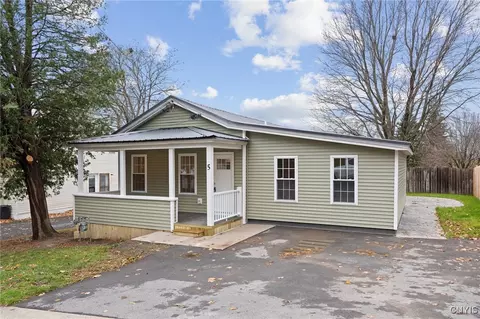 5 N Division St, Oswego, NY 13126