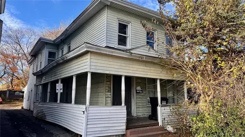 1801 Lodi St, Syracuse, NY 13208