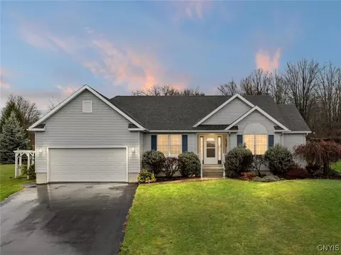 159 Ben Bar Cir, Whitestown, NY 13492
