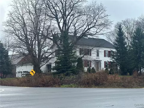 4046 W Seneca Tpke, Onondaga, NY 13215