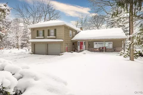 1 Apple Pine Vis, Lysander, NY 13027