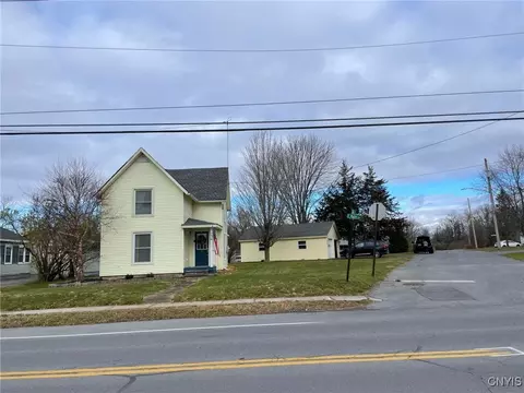226 E Main St, Brownville, NY 13615