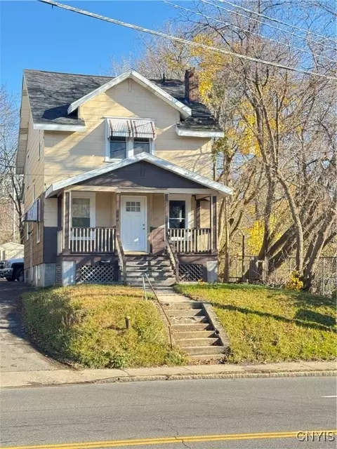 3321 S Salina St, Syracuse, NY 13205