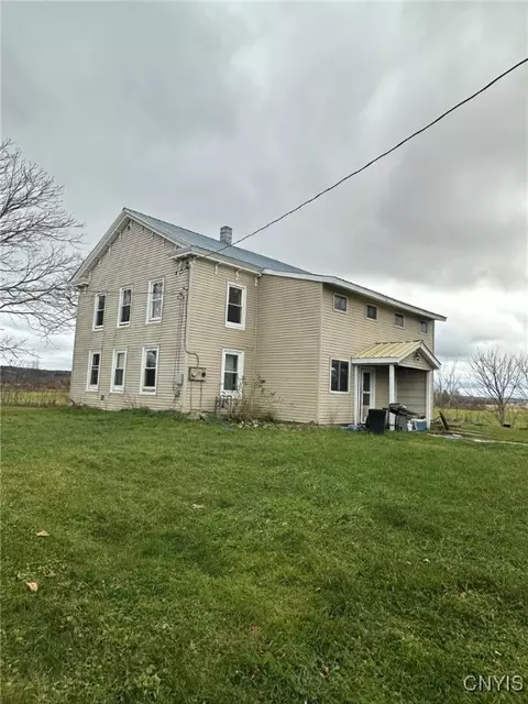 65 Spring St, Adams, NY 13605