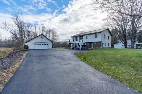 3 Hubbard St, Champion, NY 13619