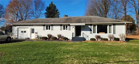 4 Burmont Ct, Utica, NY 13502