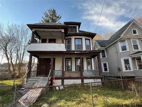 218 Palmer Ave #216, Syracuse, NY 13207
