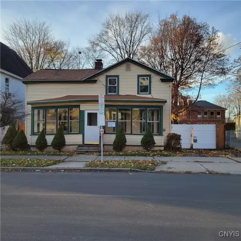 507 Bear St, Syracuse, NY 13208
