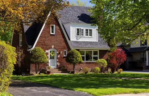 446 Flower Ave W, Watertown, NY 13601