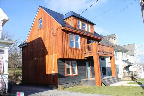212 Hall Ave, Geddes, NY 13209
