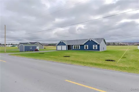 27040 Lafave Rd, Le Ray, NY 13601
