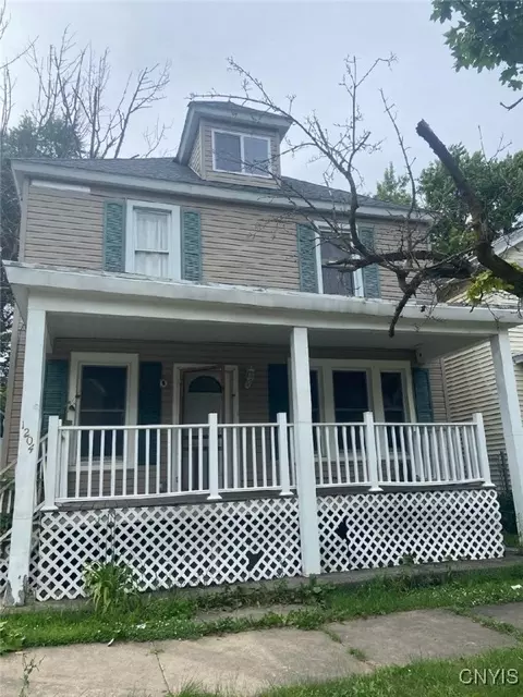 1204 Neilson St, Utica, NY 13501