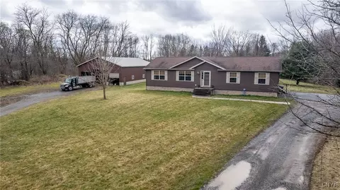 8113 Grant Avenue Rd, Weedsport, NY 13166