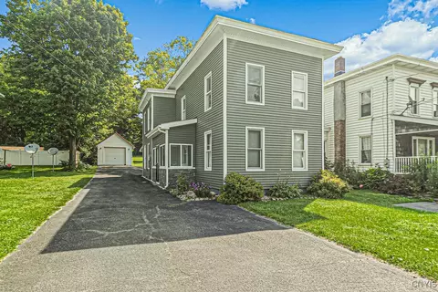 2888 Mohawk St, Paris, NY 13456