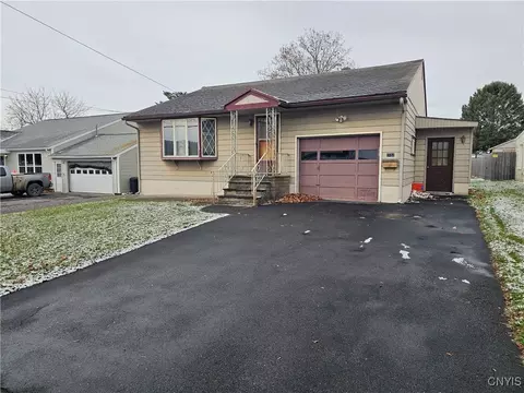 1152 Tilden Ave, Utica, NY 13501