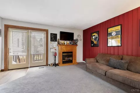 10 Candee St, Schroeppel, NY 13135 photo 22