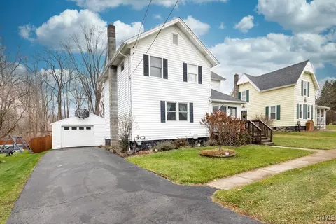 10 Candee St, Schroeppel, NY 13135 photo 5