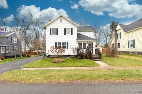 10 Candee St, Schroeppel, NY 13135 photo 2